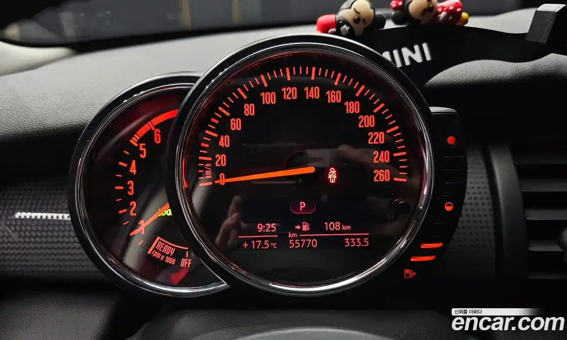 Mini Cooper 2015 1.5 Автомат в Москве № 184332, фото 19