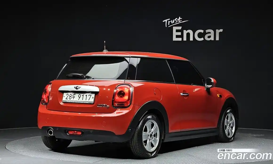Mini Cooper 2015 1.5 Автомат в Москве № 184332, фото 20