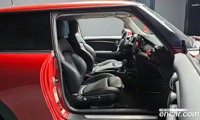 Mini Cooper 2015 1.5 Автомат в Москве № 184332, миниатюра 10