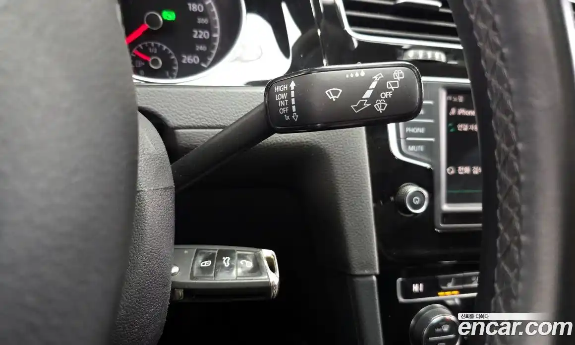 Volkswagen Golf 2016 2.0 Автомат в Москве № 185501, фото 17