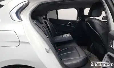 BMW 1-Series 2022 2.0 Автомат в Москве № 192811, миниатюра 2