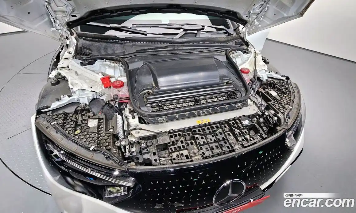 Mercedes-Benz EQE 2023 0.3 Автомат в Москве № 194177, фото 14