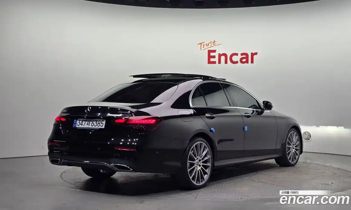 Mercedes-Benz E-Class 2022 2.0 Автомат в Москве № 194264, фото 11