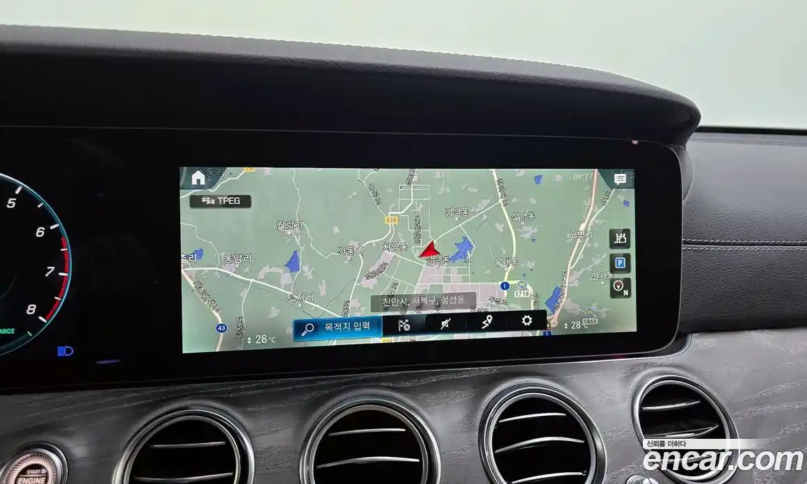 Mercedes-Benz E-Class 2022 2.0 Автомат в Москве № 194264, фото 18