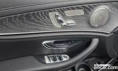 Mercedes-Benz E-Class 2022 2.0 Автомат в Москве № 194264, миниатюра 3