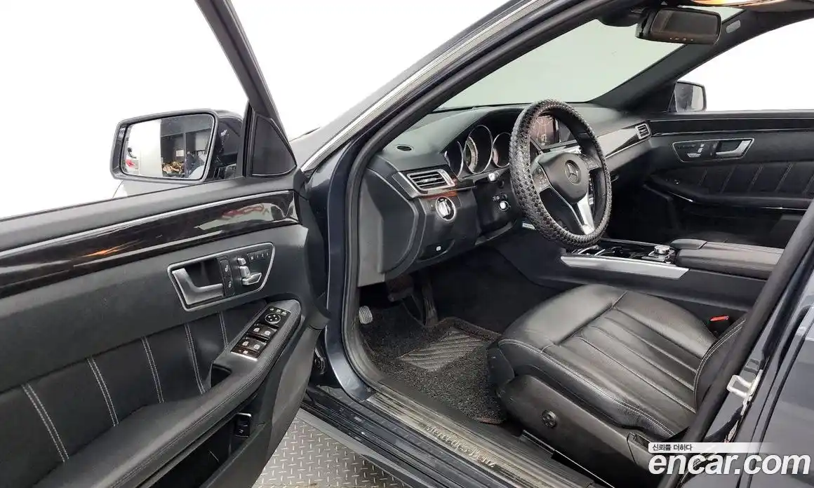 Mercedes-Benz E-Class 2014 3.5 Автомат в Москве № 194563, фото 14