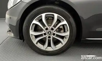 Mercedes-Benz C-Class 2017 2.0 Автомат в Москве № 195119, миниатюра 11