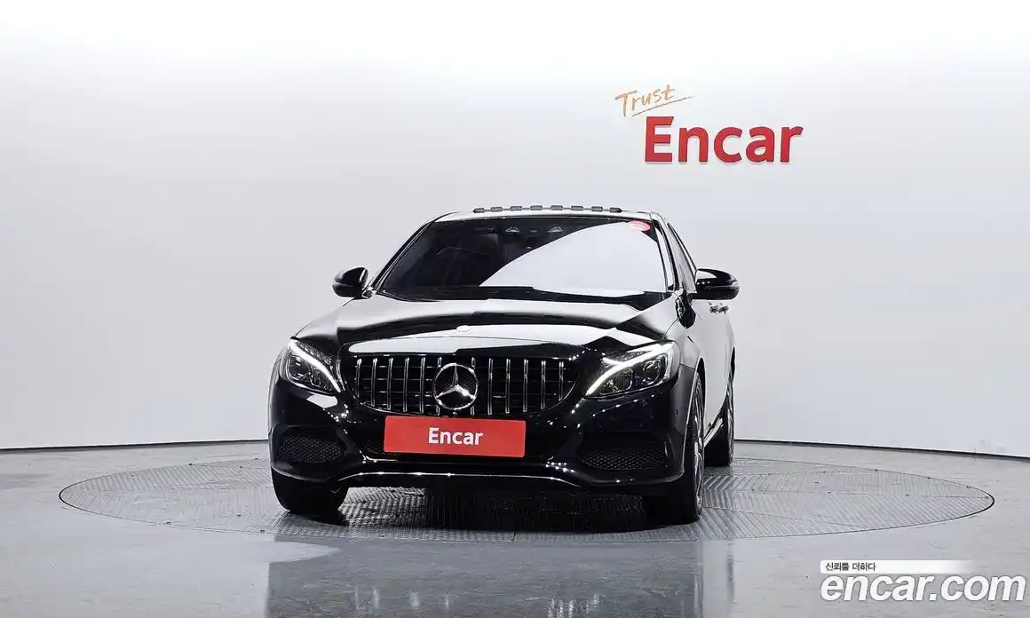 Mercedes-Benz C-Class 2017 2.0 Автомат в Москве № 195119, фото 14