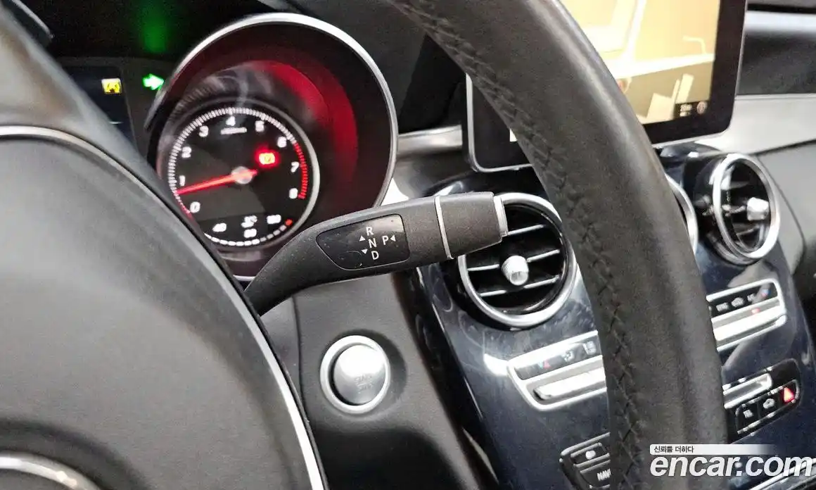 Mercedes-Benz C-Class 2017 2.0 Автомат в Москве № 195119, фото 16