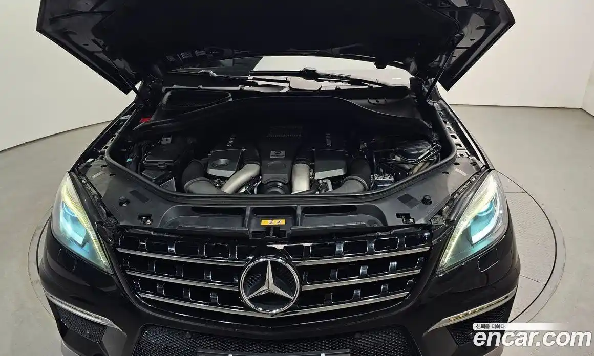 Mercedes-Benz M-Class 2014 5.5 Автомат в Москве № 195656, фото 11