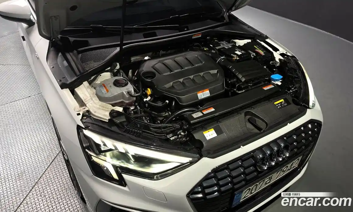 Audi A3 2023 2.0 Автомат в Москве № 196173, фото 15