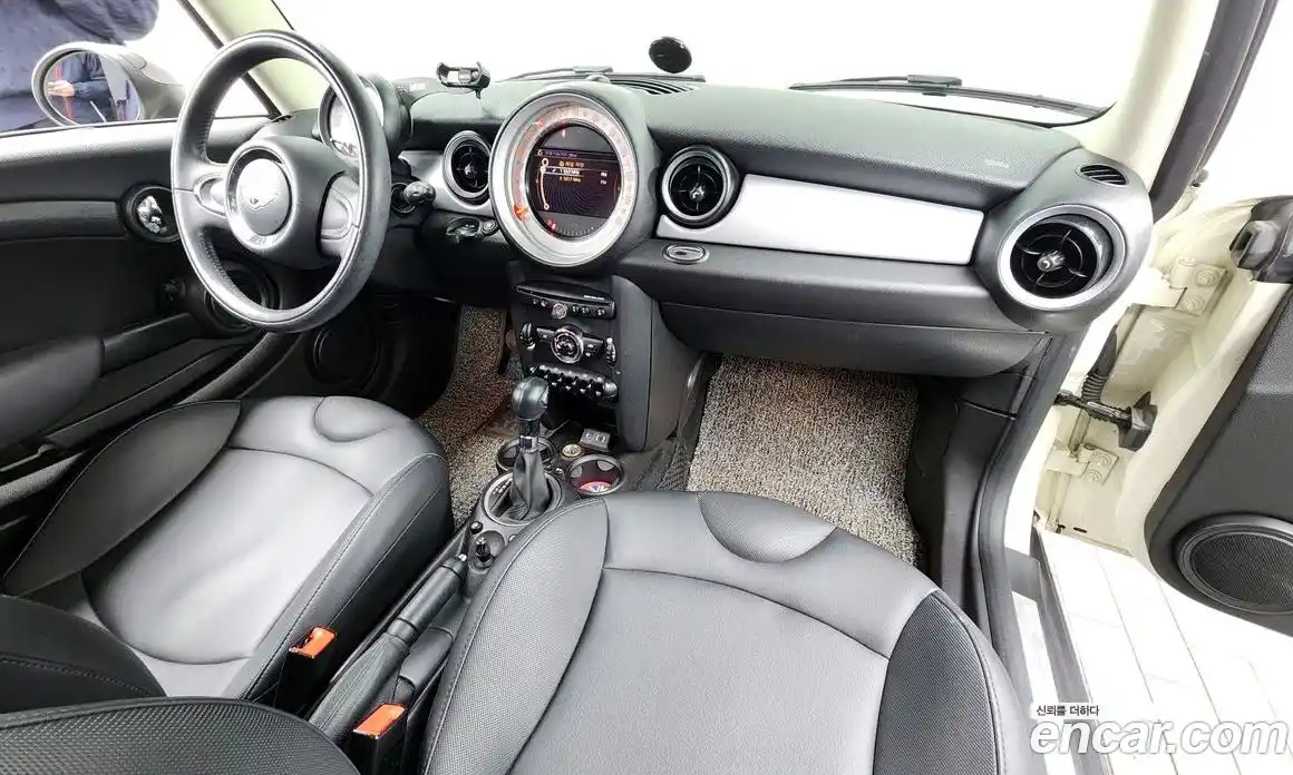 Mini Cooper 2013 2.0 Автомат в Москве № 198445, фото 6