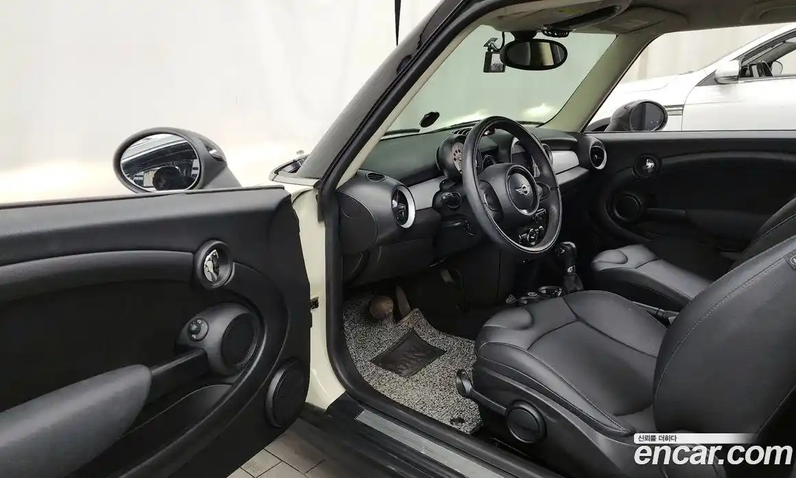 Mini Cooper 2013 2.0 Автомат в Москве № 198445, фото 9