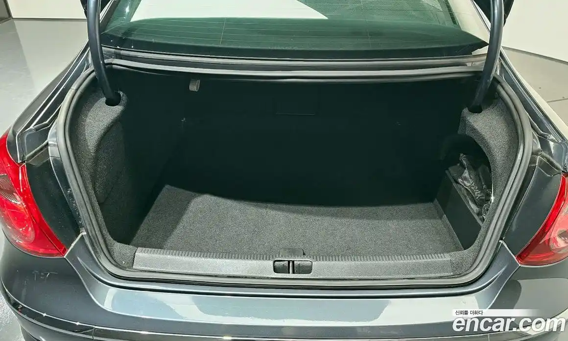 Volkswagen CC 2010 2.0 Автомат в Москве № 199223, фото 11