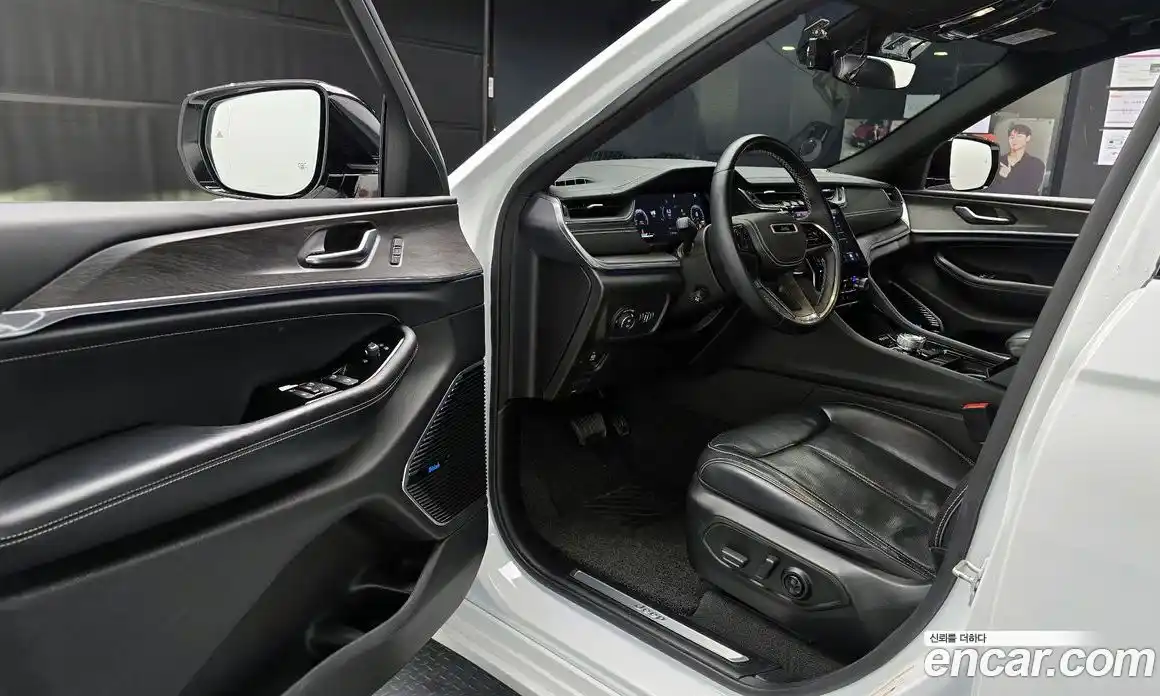 Jeep Cherokee 2021 3.6 Автомат в Москве № 199474, фото 15