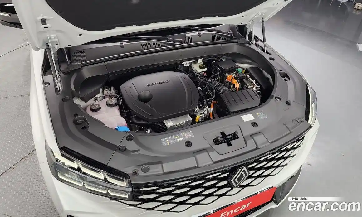 Renault Grand Koleos 2025 1.5 Автомат в Москве № 203999, фото 17