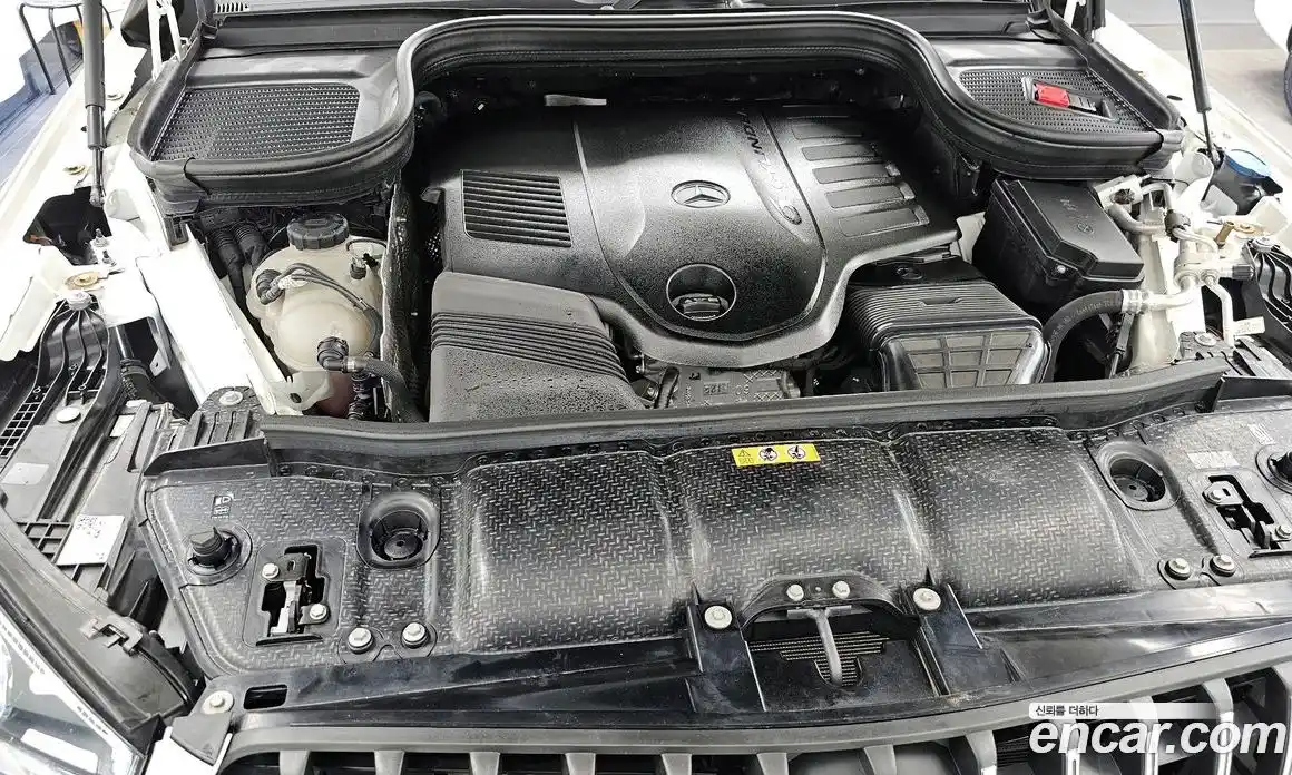 Mercedes-Benz GLE-Class 2021 3.0 Автомат в Москве № 205475, фото 1