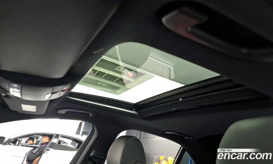 Mercedes-Benz E-Class 2021 2.0 Автомат в Москве № 205739, фото 19