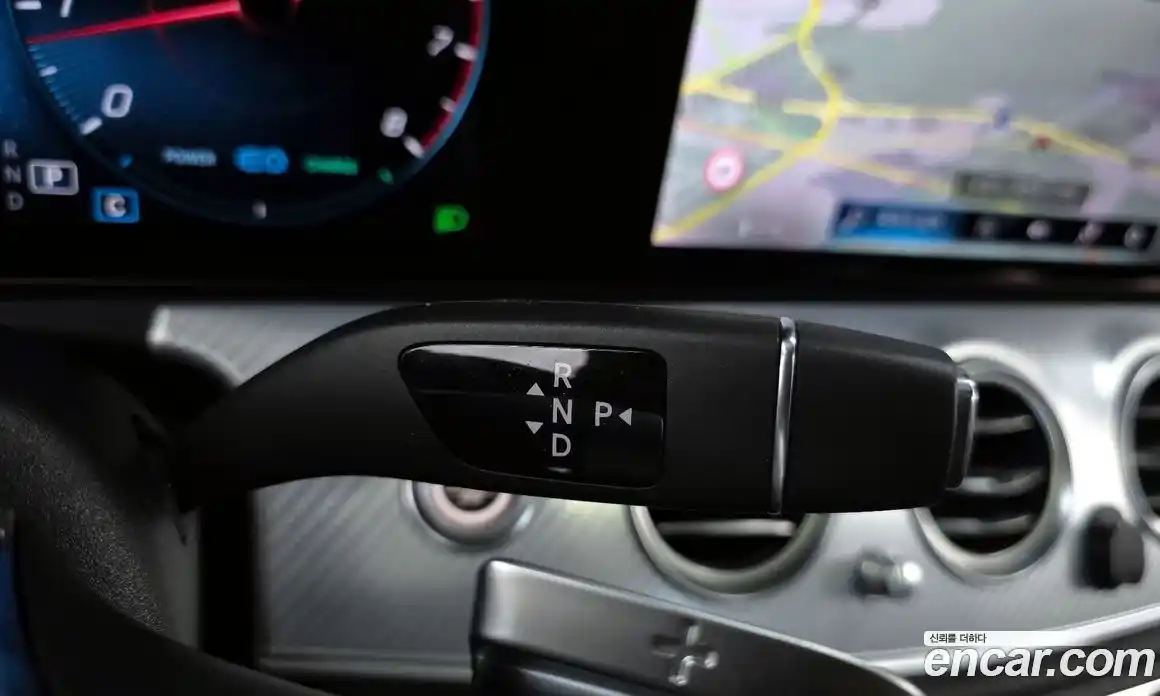 Mercedes-Benz E-Class 2021 2.0 Автомат в Москве № 205739, фото 20