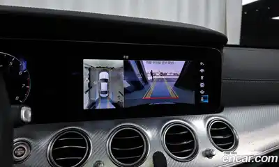 Mercedes-Benz E-Class 2021 2.0 Автомат в Москве № 205739, миниатюра 3