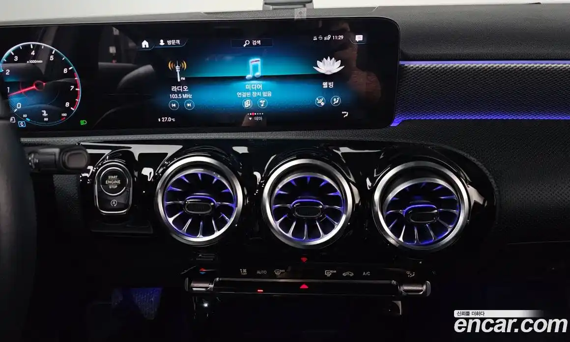 Mercedes-Benz A-Class 2022 2.0 Автомат в Москве № 206300, фото 18