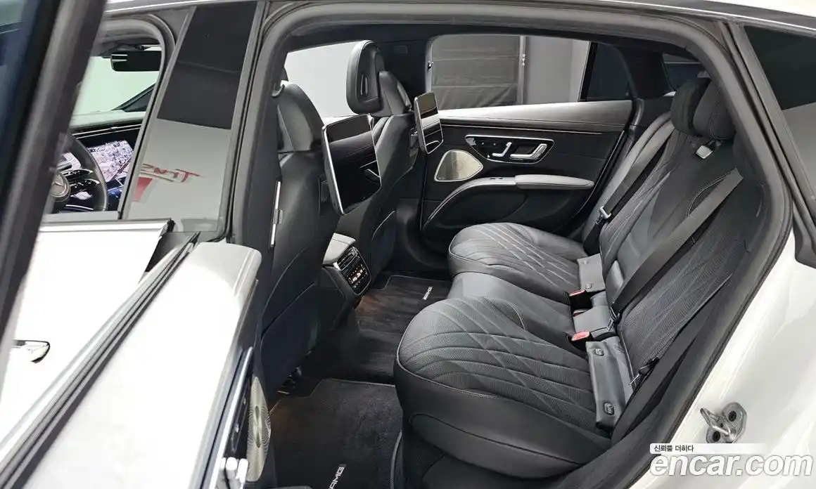 Mercedes-Benz EQS 2023 0.3 Автомат в Москве № 206326, фото 16