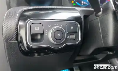 Mercedes-Benz A-Class 2023 2.0 Автомат в Москве № 206521, миниатюра 8