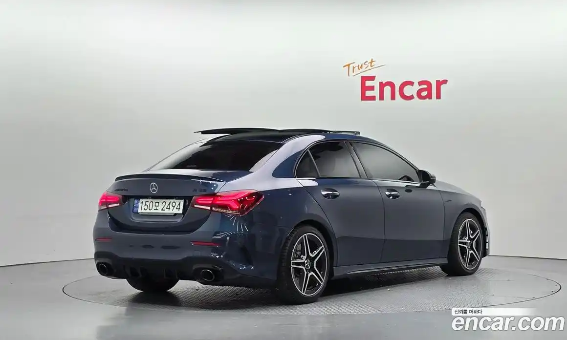 Mercedes-Benz A-Class 2023 2.0 Автомат в Москве № 206521, фото 9