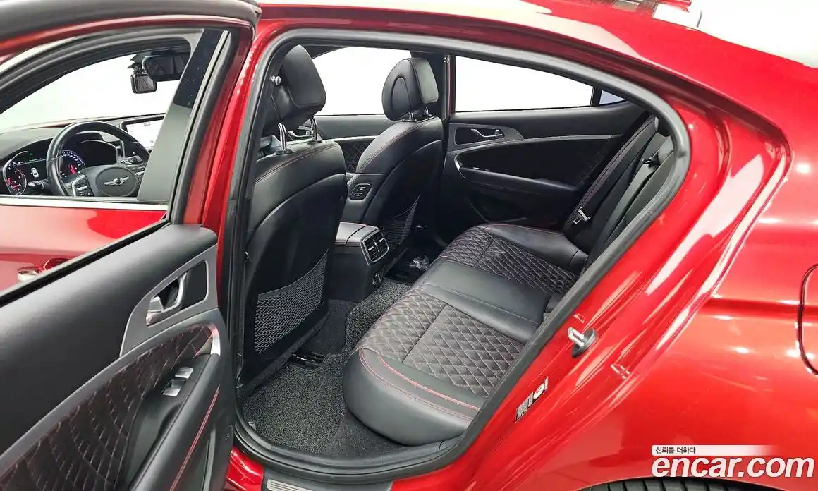 Genesis G70 2018 3.3 Автомат в Москве № 207261, фото 11