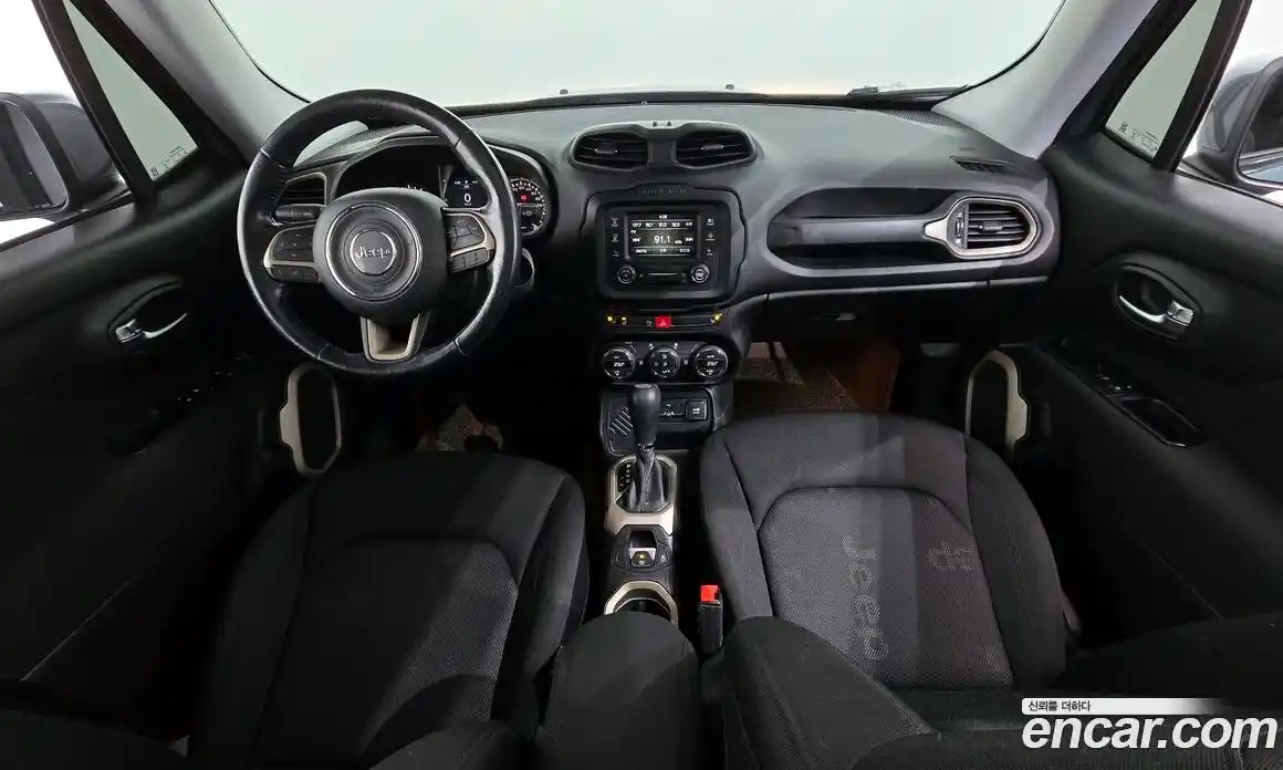 Jeep Renegade 2017 2.4 Автомат в Москве № 208963, фото 17