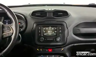 Jeep Renegade 2017 2.4 Автомат в Москве № 208963, миниатюра 8