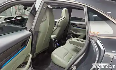 Porsche Macan 2025 0.2 Автомат в Москве № 212916, миниатюра 5