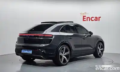 Porsche Macan 2025 0.2 Автомат в Москве № 212916, миниатюра 10