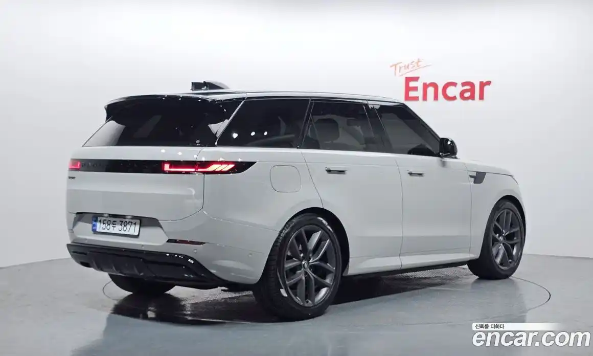 Land Rover Range-Rover Sport 2024 3.0 Автомат в Москве № 213380, фото 7