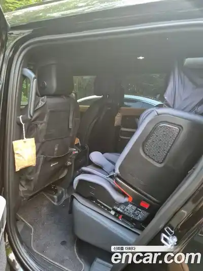 Land Rover Defender 2024 2.0 Автомат в Москве № 213877, миниатюра 2