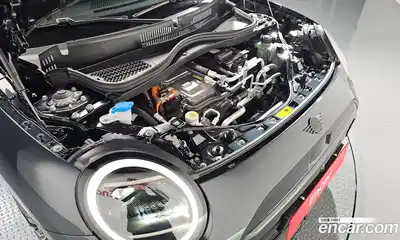 Mini Cooper 2025 0.1 Автомат в Москве № 213975, миниатюра 12