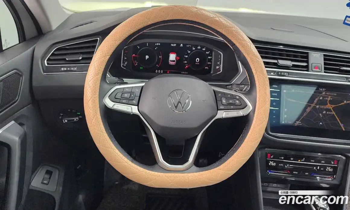 Volkswagen Tiguan 2022 2.0 Автомат в Москве № 215096, фото 19