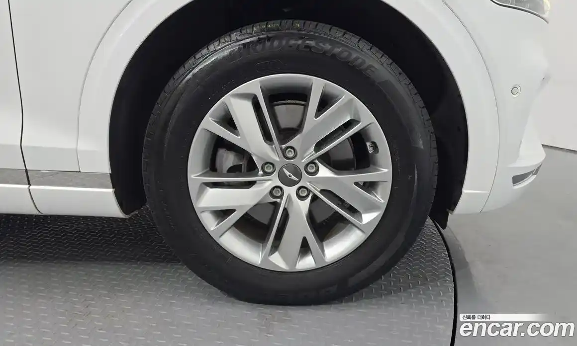 Genesis GV70 2022 2.5 Автомат в Москве № 217597, фото 13