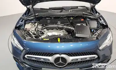 Mercedes-Benz GLA-Class 2023 2.0 Автомат в Москве № 219088, миниатюра 3