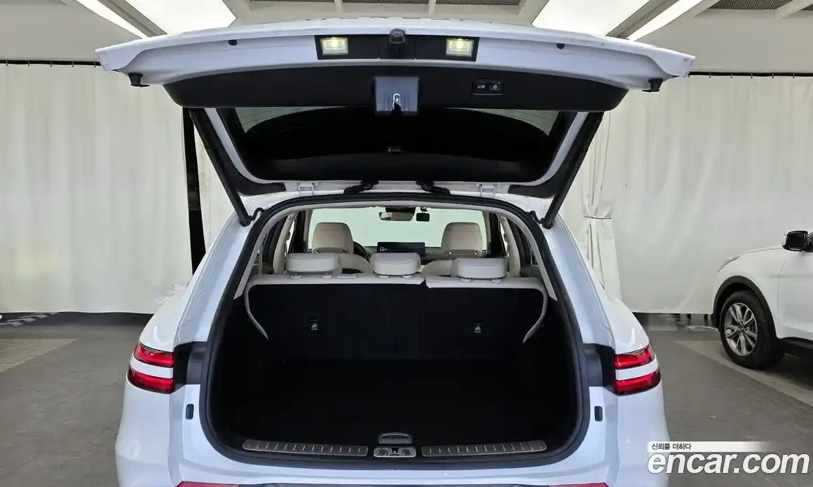 Genesis GV70 2021 2.5 Автомат в Москве № 224144, фото 19