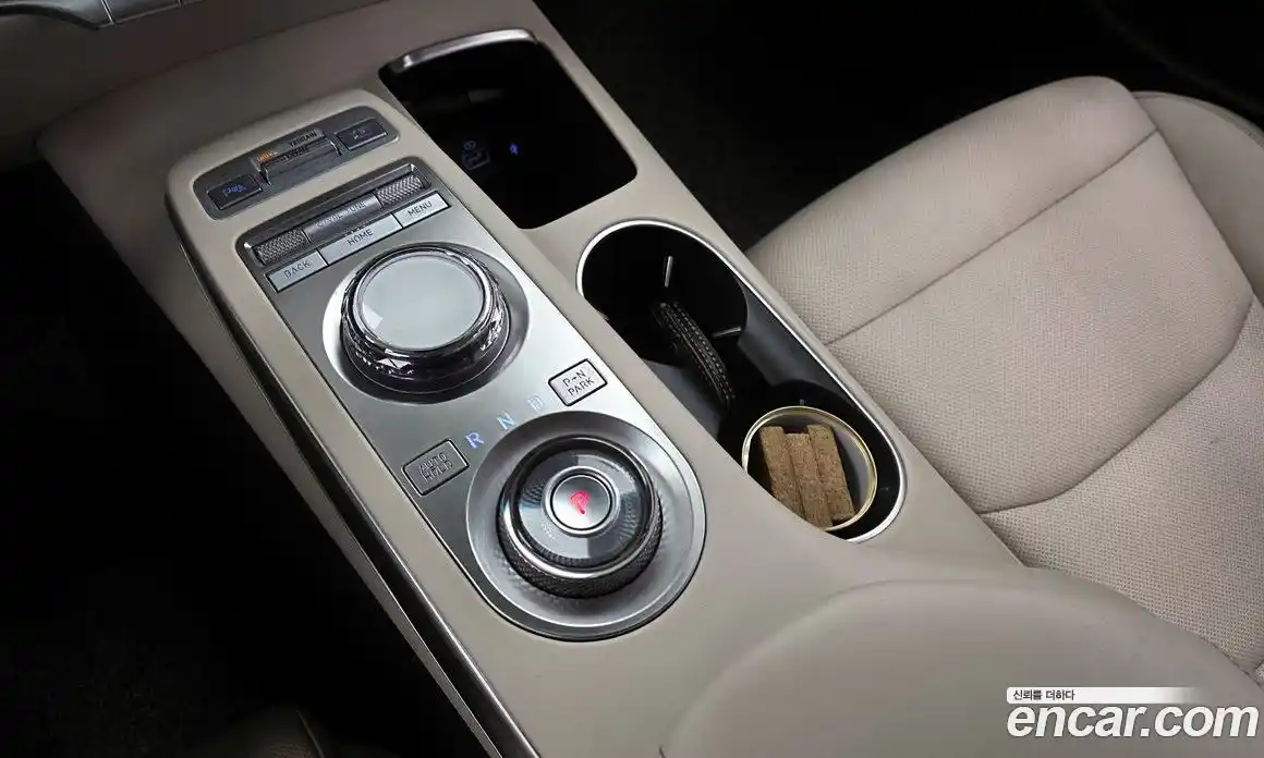 Genesis GV70 2021 2.5 Автомат в Москве № 224144, фото 9