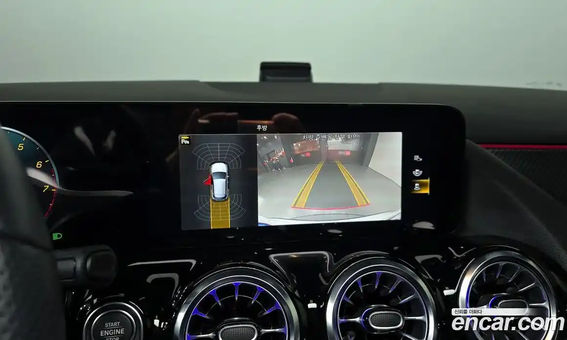 Mercedes-Benz GLA-Class 2023 2.0 Автомат в Москве № 229427, фото 4