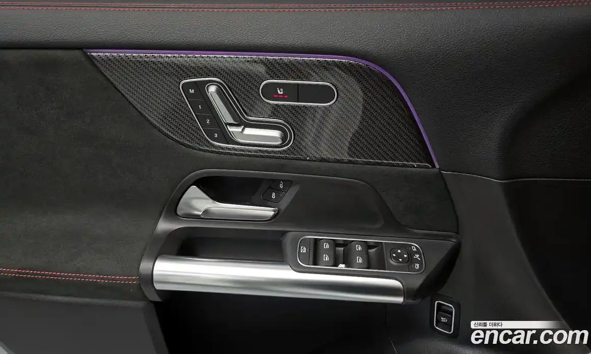 Mercedes-Benz GLA-Class 2023 2.0 Автомат в Москве № 229427, фото 9