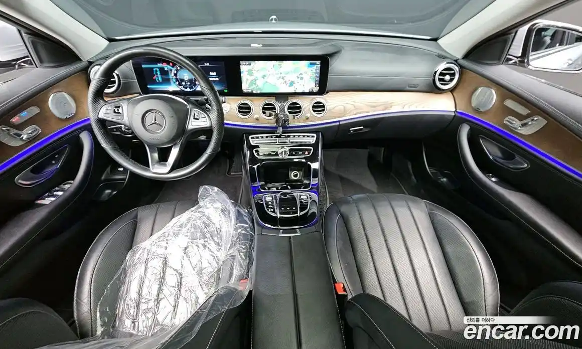 Mercedes-Benz E-Class 2018 2.0 Автомат в Москве № 229600, фото 16