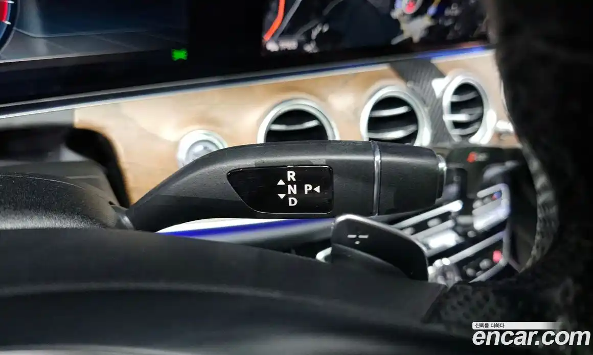 Mercedes-Benz E-Class 2018 2.0 Автомат в Москве № 229600, фото 6