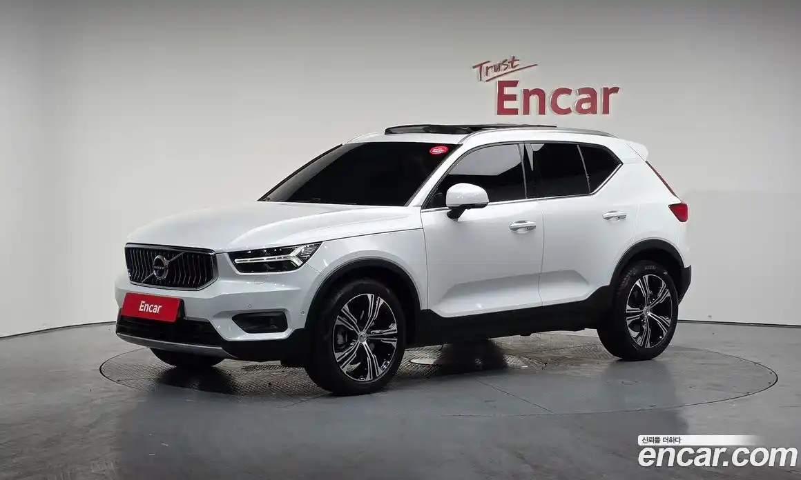 Volvo XC40 2021 2.0 Автомат в Москве № 230418, фото 14