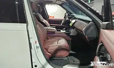 Land Rover Range-Rover 2024 4.4 Автомат в Москве № 231101, миниатюра 12