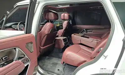 Land Rover Range-Rover 2024 4.4 Автомат в Москве № 231101, миниатюра 8