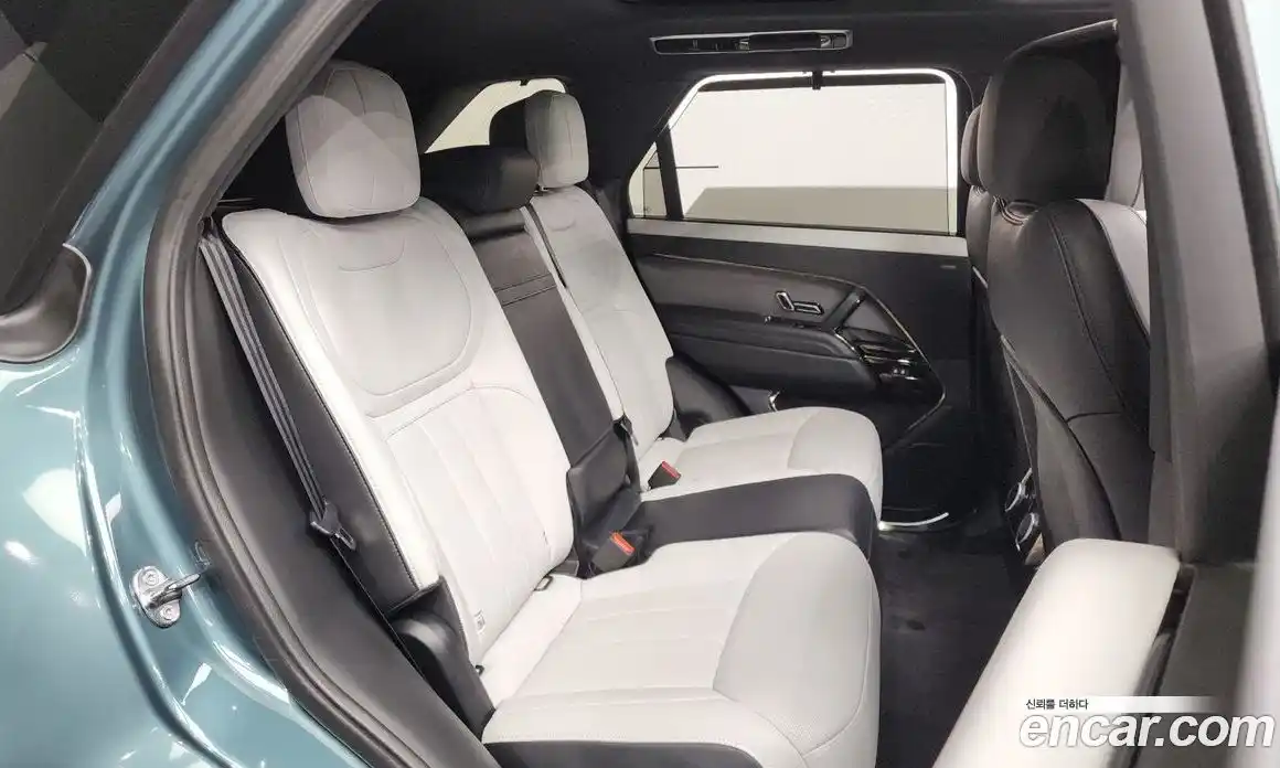 Land Rover Range-Rover Sport 2025 3.0 Автомат в Москве № 231170, фото 20