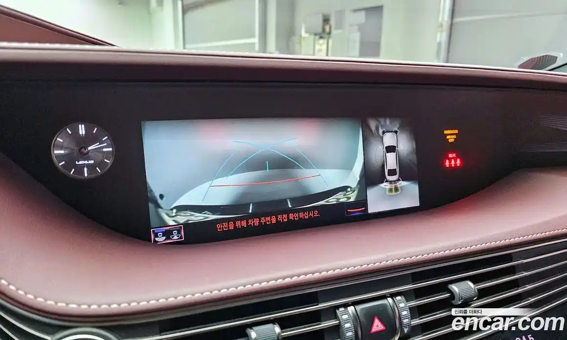 Lexus LS 2018 3.5 Автомат в Москве № 232034, фото 15